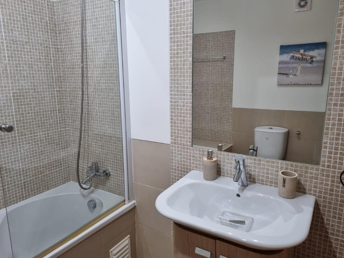 Marinho - 2 Bedroom 2 Bathroom Ground Floor Apartment With Communal Pool And Gardens Conceicao  Exterior photo